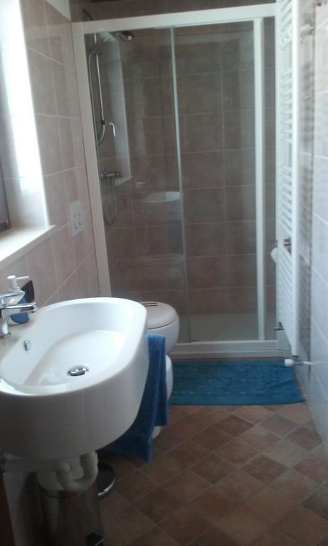Casa Vacanze Chez Sapin เฟนิส ห้อง รูปภาพ